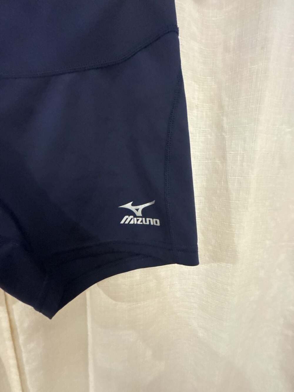 Mizuno Performance Women's Volleyball Spandex Shorts Navy Blue Size M - Picture 2 of 4